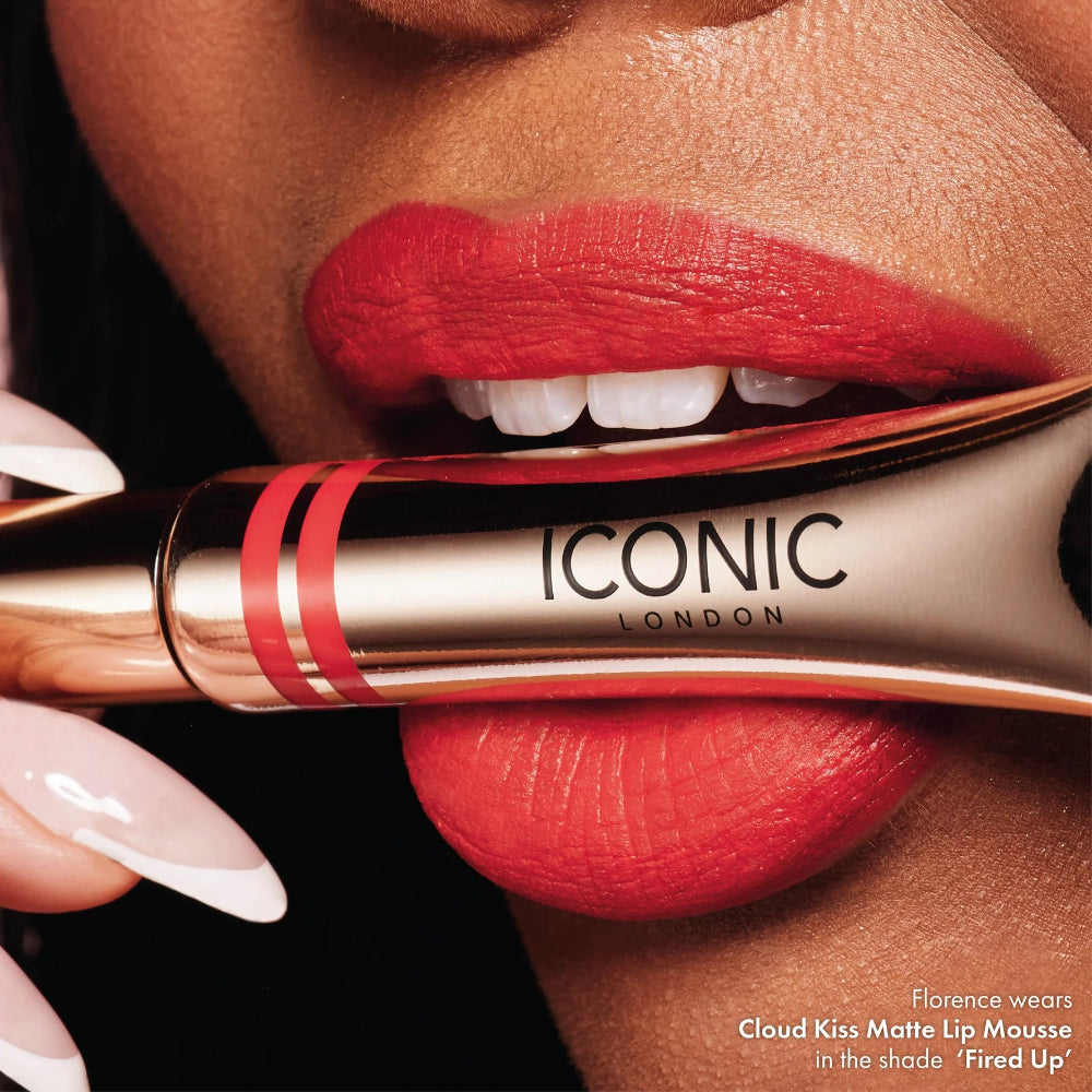 Iconic London Cloud Kiss Matte Lip Mousse – kosteuttava huulimousse