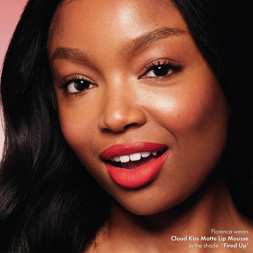 Iconic London Cloud Kiss Matte Lip Mousse – kosteuttava huulimousse