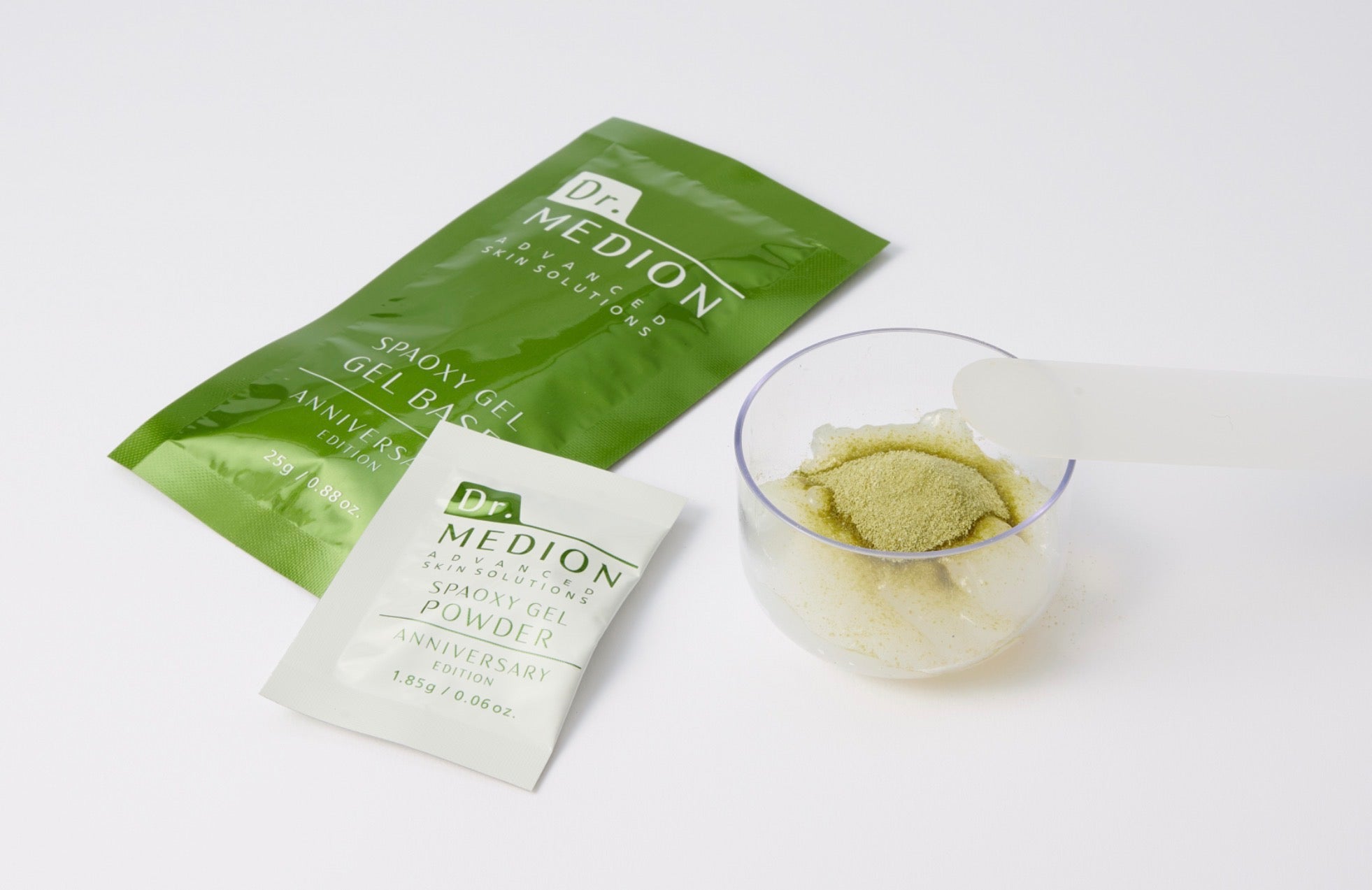 Matcha CO₂ Gel Mask -puhdistava C02 naamio