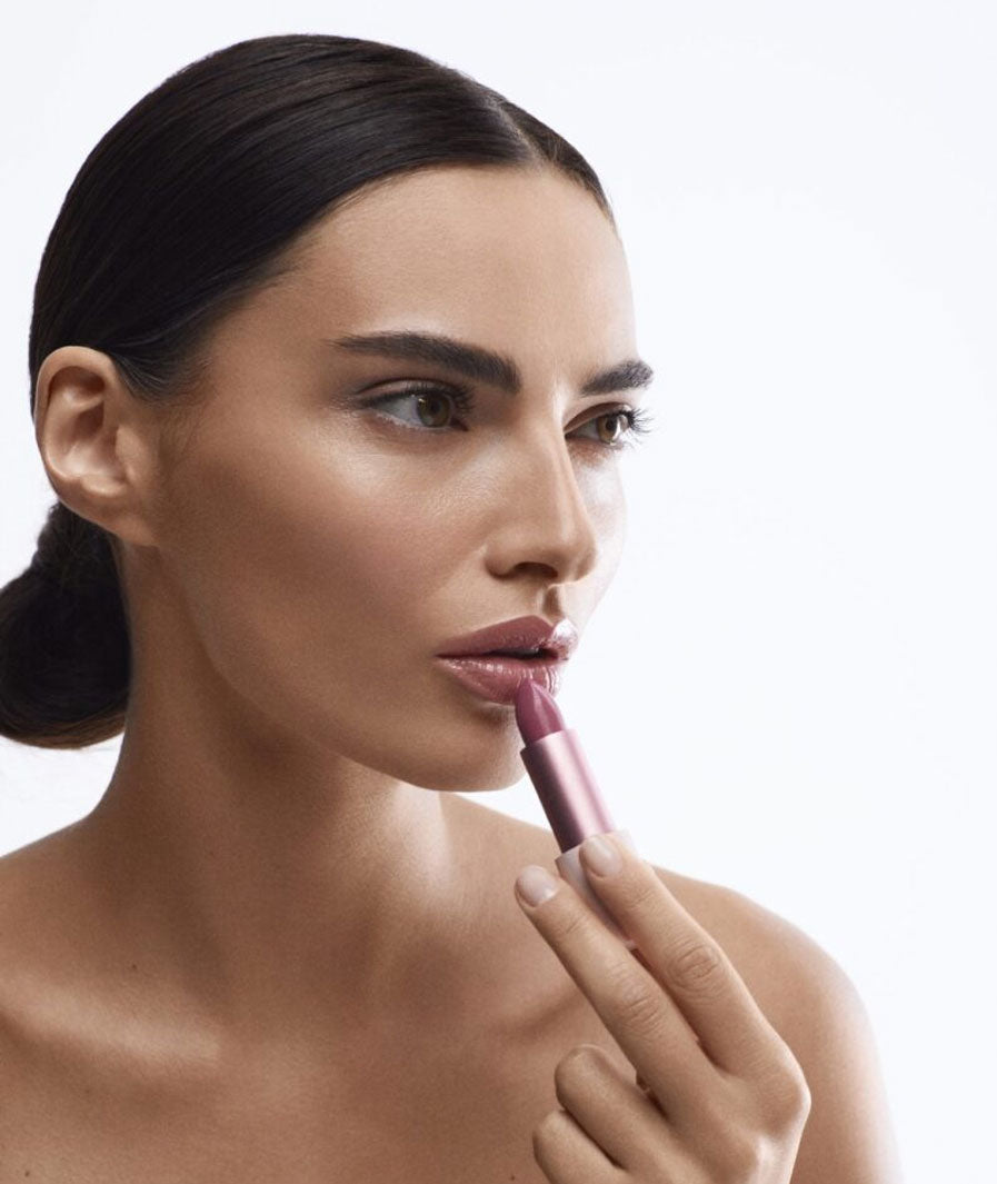 RVB LAB VOLUMISING LIP BALM – TÄYTELÖITTÄVÄ HUULIVOIDE